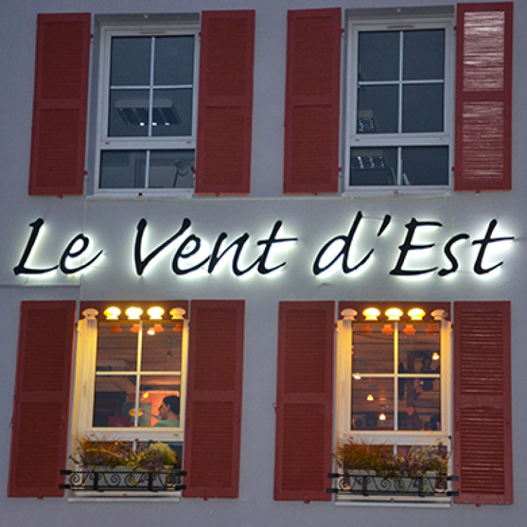 ENSEIGNE LETTRE DECOUPEE